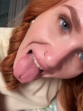 ChiaraVelvet - Slapp my Ass 5 Times 💦
