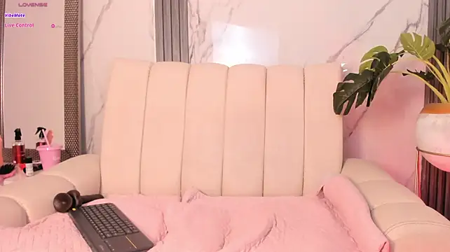 Raquelrose_ - SUCK DILDO