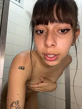 GabySMiller - Banho comigo