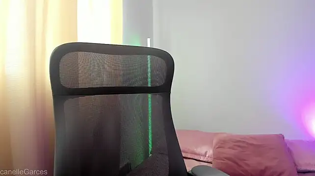 CanelleGarces - Gagball + nipple tease