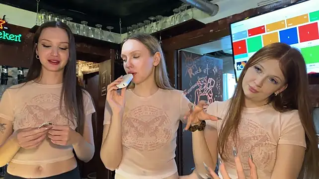 Dirtypub - All girls naked