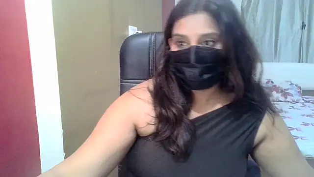 Scarlet_Ivory - Naked Sloppy Blowjob