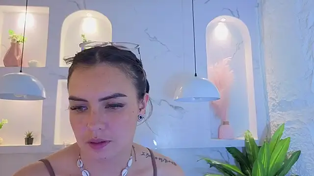 Zarcasutra_t - Tits flash🍒