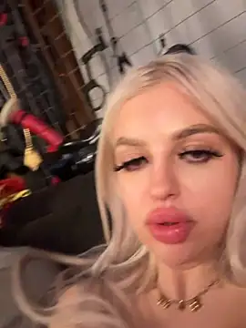 Steffi_Snowbunny - Blowjob echter Schwanz😺💦🔥+4 Videos