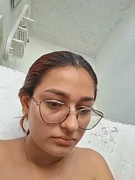 Ary-18 - Doggy + finger in ass