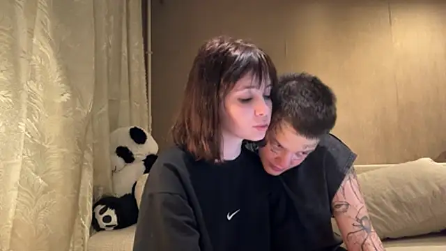 DuoWhisper - Squeeze my boobs