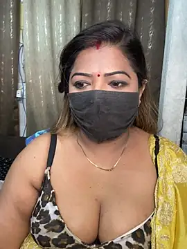 Lovely-Geet - OILY ASS