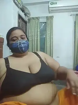 Momo_loves - c2c Only 8 token😉 call me guys🫦