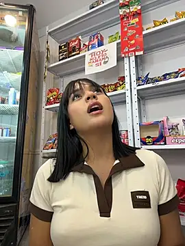 Bella-Ferrer - bouncing tits 🍒