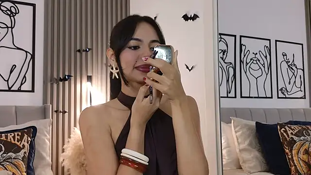 MelodyMarks_ - 😏 COME MAKE ME MISBEHAVE 🔥