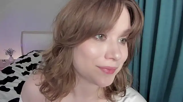 JennyHardy - boobs out and smash