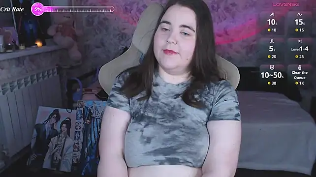 Estelle_Hicks - suck tits