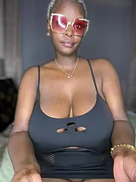 ScarletMuseX - Dildo fuck upclose