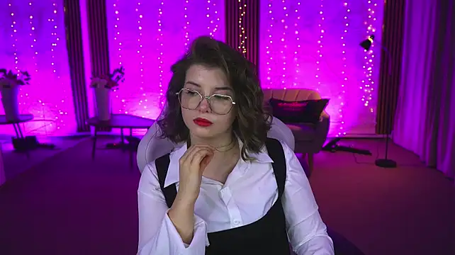 Tessa_054's Live XXX Chat