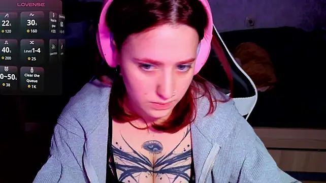 Mini_Lady1 - to jiggle one's breasts