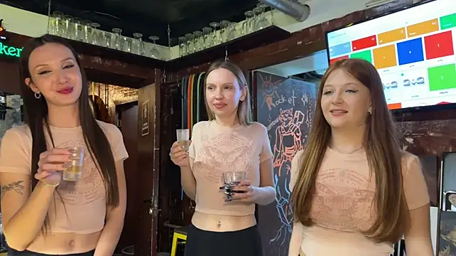 Dirtypub - All girls naked