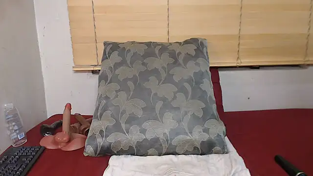 ThickChocolate - SQUIRT SHOW