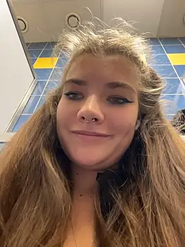 Holy_Tereza - SUCK DILDO SENSUALLY DROOLING ALL OVER