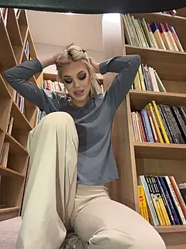 AlyssaFoxx_ - Pants OFF & DOGGY NOWWW‼️🔥