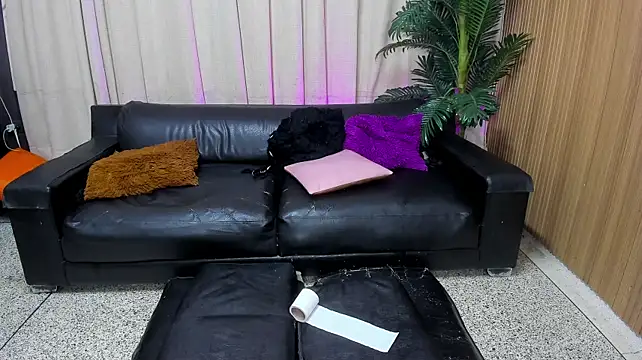 Savage_Room_X