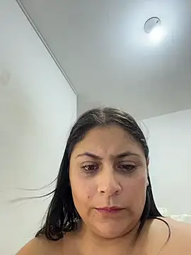 Angie_e - NAKED IN OFFICE SHHH BOS SECRETO