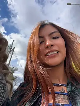 Zoe_addiction - Remove penties in the street