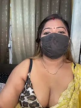 Lovely-Geet - OILY ASS