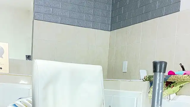 __marina__ - クリにラッシュ lush on clit