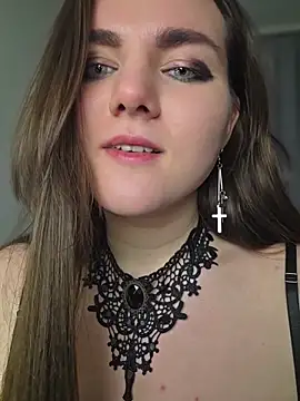 Irene_Adlerr - Dildo in pussy