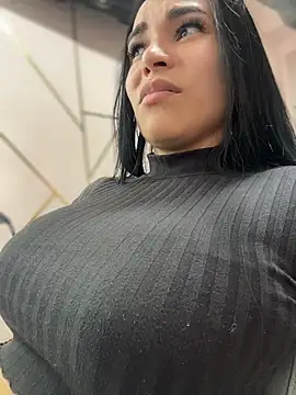 Naatalia - Horny in public