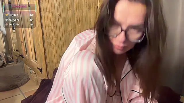 MrsMelia - dildo bj