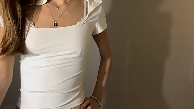 ElectedOsaka - Tease with the straps of my panties