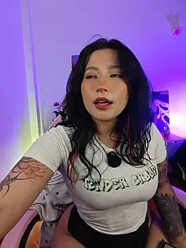 Pauilina - oil on the tits
