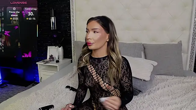 Quinn_Ivy - Get me naked and wet 💦🥵