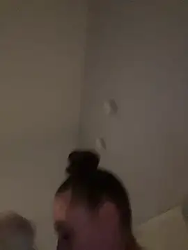 Poppylooloo - Spread legs slap pussy