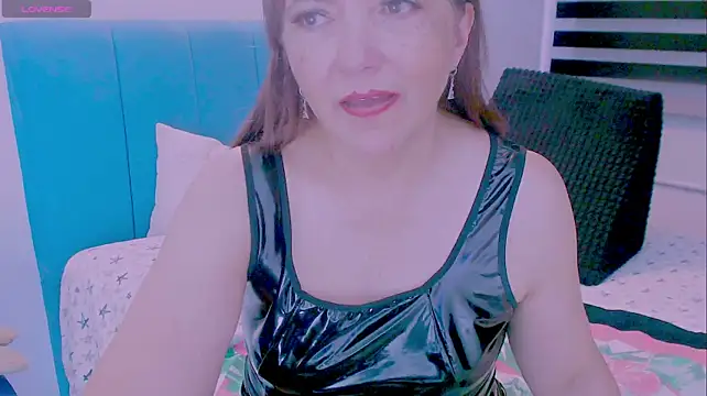 Kendraline1 - Masturbate pussy toy