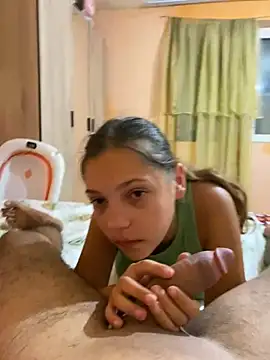 18teengirl3 - Suck his big dick💦💦💦