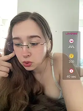 Tsuki_chan_on - Ficar peladinha 🩷