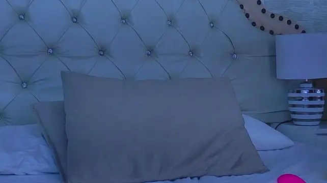 AlaskaWilliams - Footjob with their feet in socks 🍆