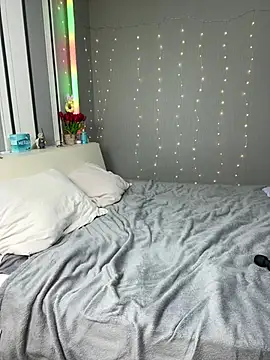 AureTease - Lovense 4K Webcam 2