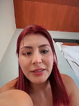 LINDA_PATTY94 - Tits out and lick shh bricklayers workin
