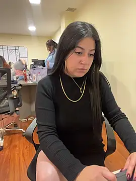 MeganCollins - showing one's ass and spreading it 🍑