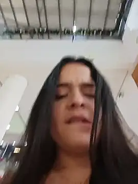Julieth_hot-69 - Lush on My ass😈🍑 make me warm up