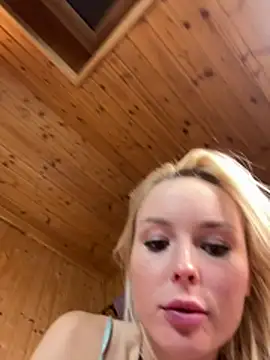 Mila_Kaminski99 - Quick BJ and let’s fuck