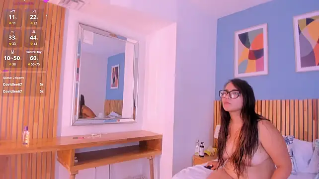 CurvyEmma_ - Spanks fat ass