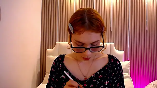Katy_Van - Lush in ass + control x 5 min