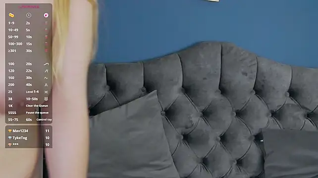 HaileySkyes - Doggy and play