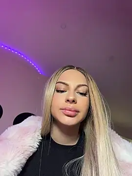 DollyRuby - squirt show