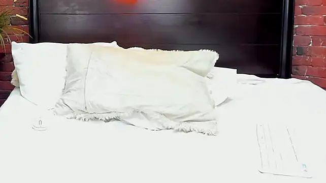 ChristynaRoss - SQUIRT SHOW
