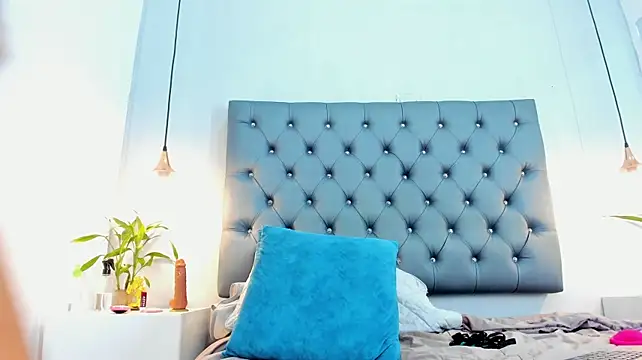Fany_Lopez - 🔥SPANKS PUSSY CLOSE UOP 🔥